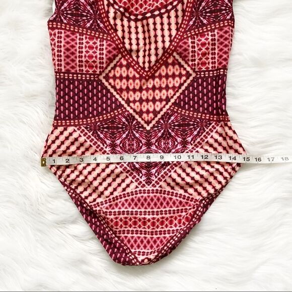 KENNETH COLE One Piece Swimsuit! - Picture 6 of 7